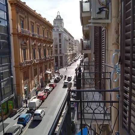 A Casa Di Elvira Διαμέρισμα Παλέρμο